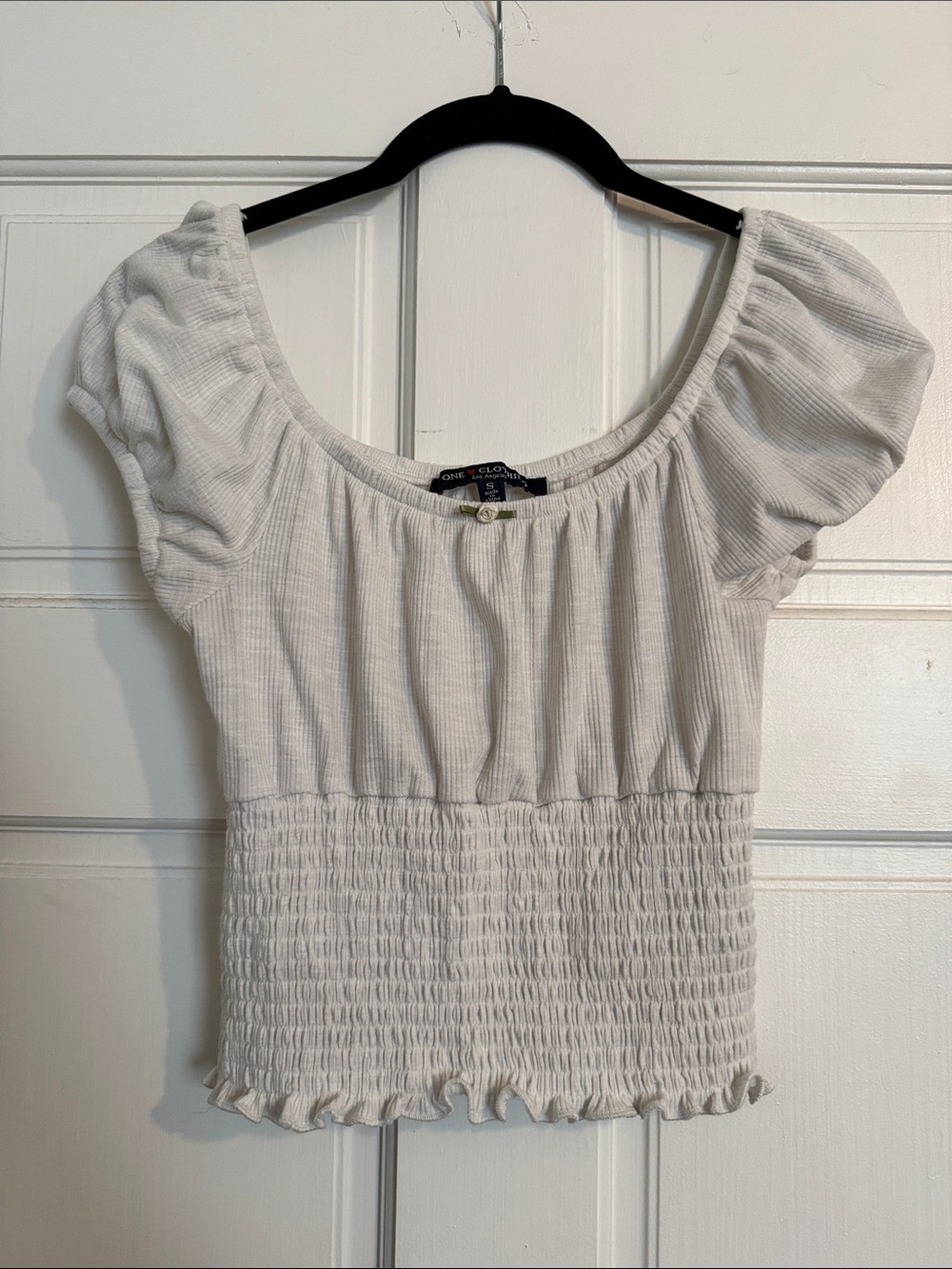 one clothing Off-White Smocked Puff-Sleeve Crop Top